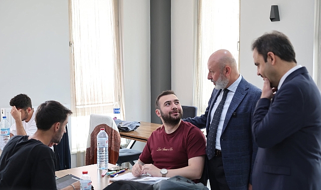 Başkan Çolakbayrakdar, sınava girecek öğrencilere başarılar diledi