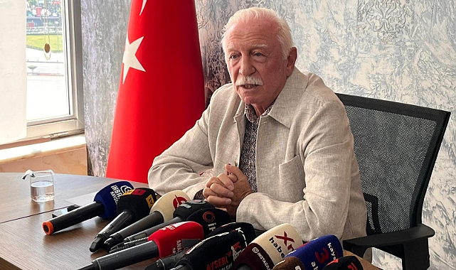 CHP’de eski İl Başkanı Kemal Nakipoğlu, partisinden istifa etti