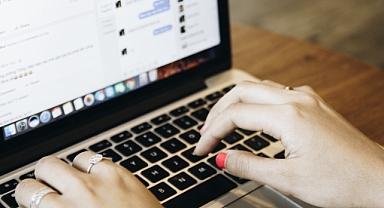Facebook çöktü mü? Kullanıcılar akış yenileme sorunu yaşıyor