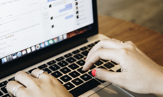 Facebook çöktü mü? Kullanıcılar akış yenileme sorunu yaşıyor