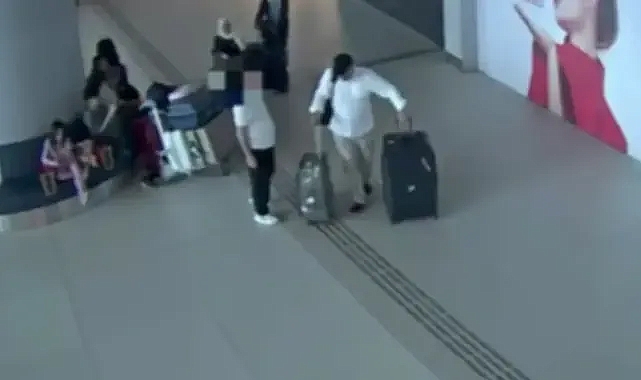 İstanbul Havalimanı'nda yakalanan 21 hanutçu adliyeye sevk edildi