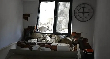 İstinat duvarının çökmesi ile apartman yerle bir oldu!