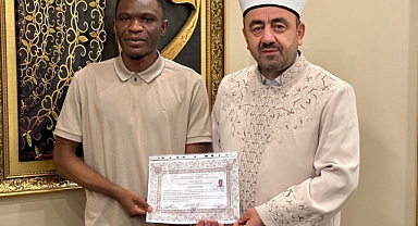 Kayseri’de Zambiyalı Dominic Singoma Müslüman oldu
