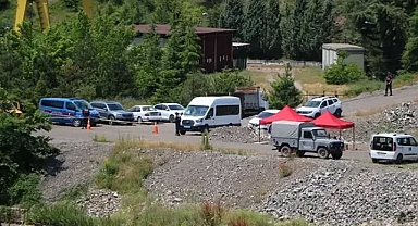 Maden ocağındaki göçükte mahsur kalan işçiyi kurtarma çalışmaları 3'üncü gününde
