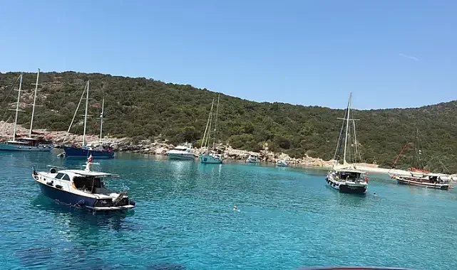 Mavi koylara yaz sezonu ilgi büyüdü, tekne fiyatları dudak uçuklattı!