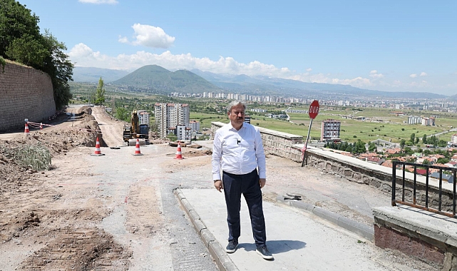 Melikgazi Belediyesi'nden Mimarsinan Mahallesi'nde Çöken İstinat Duvarına Acil Müdahale