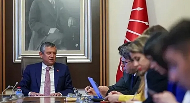 Özgür Özel: İkinci bir parti hazır etmek lazım olabilir