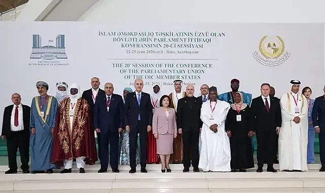 TBMM Başkanı Kurtulmuş, İSİPAB Konferansı'nda aile fotoğrafı çekimine katıldı