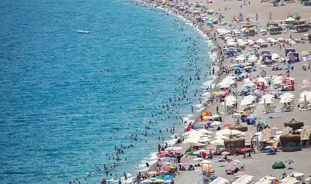 Turizmde 'altın sezon' başladı; hedef 40 milyon turist