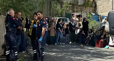 Yaşadığı binanın bodrum katında ölü bulundu, kayıp eşi aranıyor