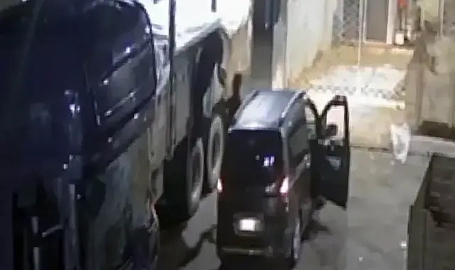 3 Arkadaş Kamyondan 600 Kilo Kavun Ve Karpuz Çalıp Tanımadıkları Birine Satmış