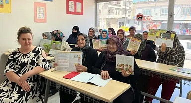 70 Yaşındaki Esme Özgüler Okuma-Yazma Öğrendi