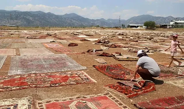 Antalya'da kavrulan halılara uluslararası ilgi!