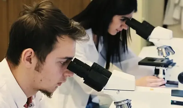 Atatürk Üniversitesi'nde 88 akademisyen yeni ilaç üretimi için birleşti!