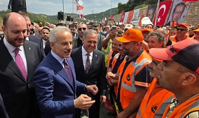 Bakan Uraloğlu açıkladı: Yalova -Armutlu yolu 30 dakikaya düşürüldü!