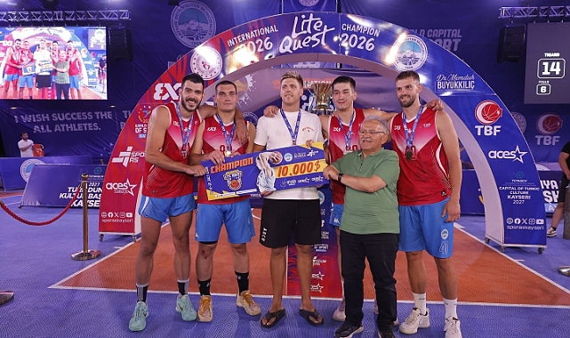 Başkan Büyükkılıç'tan şampiyonlara kupa: FIBA 3x3 LİTE QUEST sona erdi