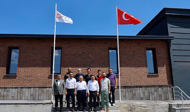 Başkan Büyükkılıç ve Vali Çiçek'ten Melikgazi Türbesi için restorasyon müjdesi