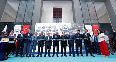 Başkan Büyükkılıç, yenilenen Kadir Has Merkez Kütüphanesi'nin açılışını yaptı