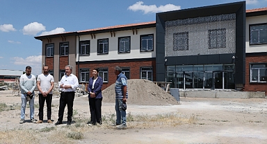 Başkan Palancıoğlu, Yıldırım Beyazıt Mahallesi'nde ki okul çalışmalarını inceledi!