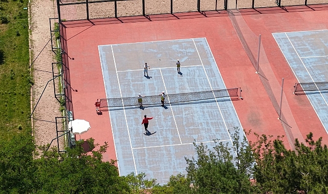 Büyükşehir’in yaz spor okullarına yoğun ilgi