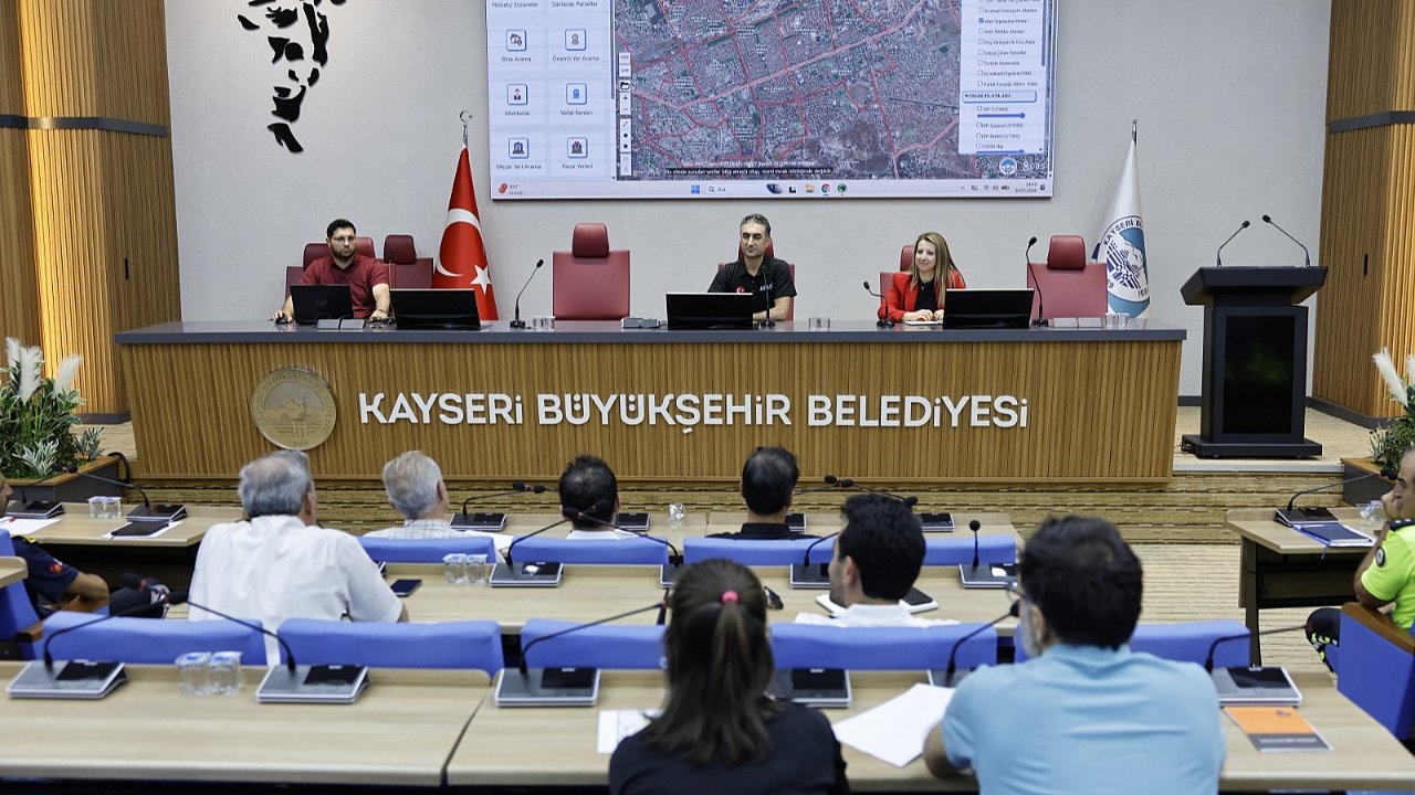 Büyükşehir ve AFAD 'dın değerlendirme toplantısı gerçekleştirildi