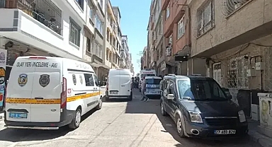 Cezaevinden İzinli Çıkan Eyüp Atar, Eski Karısını bıçakladıktan sonra kendi canına kıydı