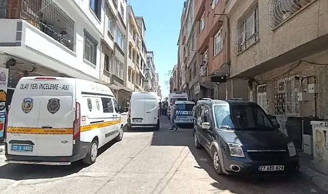 Cezaevinden İzinli Çıkan Eyüp Atar, Eski Karısını bıçakladıktan sonra kendi canına kıydı