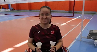 Doğuştan Yüzde 92 Engelli Olan Para Badmintoncu Tuğba'nın Yeni Hedefi Uluslararası Dereceler