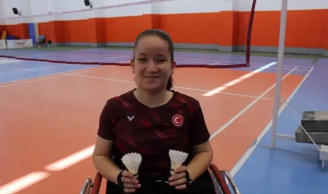 Doğuştan Yüzde 92 Engelli Olan Para Badmintoncu Tuğba'nın Yeni Hedefi Uluslararası Dereceler