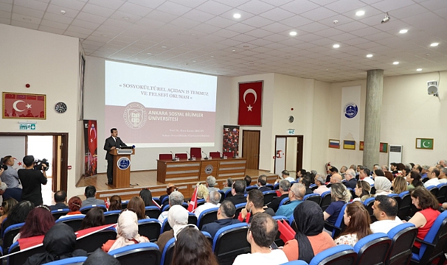 ERÜ’de “Sosyokültürel Açıdan 15 Temmuz ve Felsefi Okuması” konulu konferans