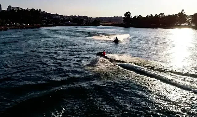 Filmden etkilenerek başladığı jetski tutkusu 15 yıldır devam ediyor!
