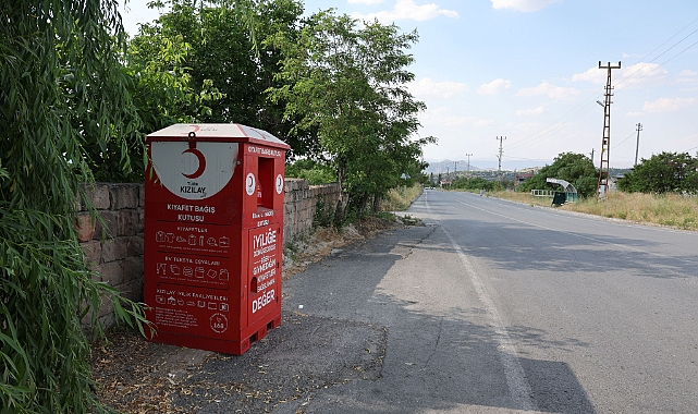 Hacılar'da kıyafet bağış kutuları hizmete girdi!