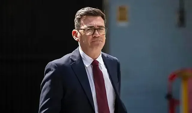 İngiltere'nin yeni başbakan'ı belli oldu!