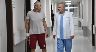 İzmir'de Mucize Operasyon: Göğüs Kemiği Kesilmeden Kalbe Dokundular!