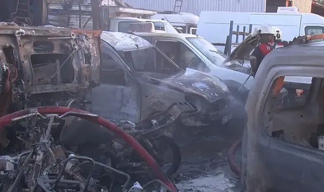 İzmir'de otopark yangını: 62 araç küle döndü