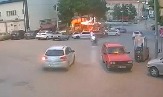Kayseri'de otomobil ile motosiklet çarpıştı: 1 yaralı