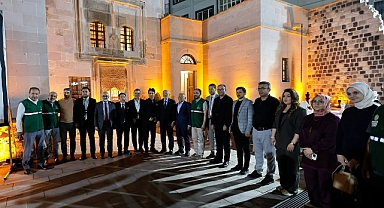 Kayseri Protokolü Yeşilay Kayseri Şubesi'nde Bir Araya Geldi