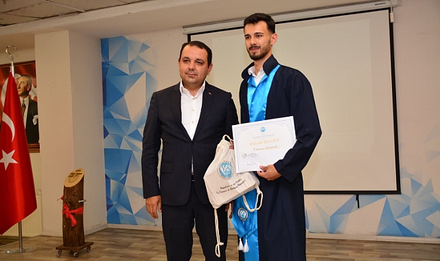 Kayseri Üniversitesi Yahyalı MYO'da Mezuniyet ve Şed Kuşanma Töreni Düzenlendi