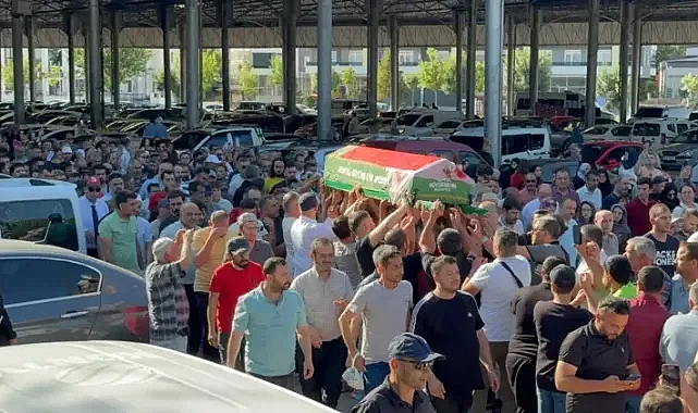 Konya'nın Kırmızılı Kadını Sultan, Hayatını Kaybetti!