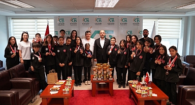 KTB ERVA Spor Okulu Sporcularından Başkan Bağlamış'a Ziyaret