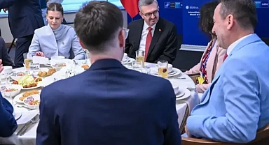 NATO zirvesi öncesi, İletişim Başkanı Duran Uluslararası basın mensupları ile buluştu