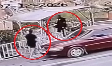 Oğuzhan Ü.’nün (36), tartıştığı ağabeyi Ömer Ü. (48) tarafından av tüfeğiyle vurularak öldürüldüğü anların görüntüleri ortaya çıktı.