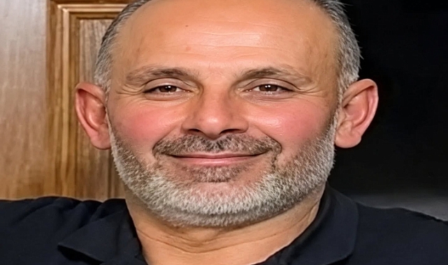 Otomobilin çarptığı motosikletli hayatını kaybetti