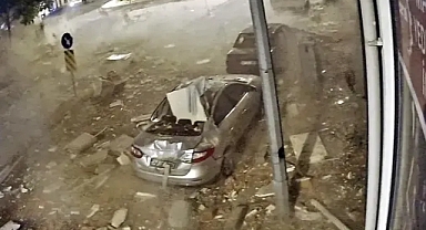 Patlama yaşanan apartmanda 2 kişi öldü!