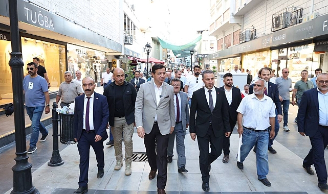 Saadet Partisi Genel Başkanı Mahmut Arıkan, Kayseri'de esnaf ve vatandaşlarla buluştu