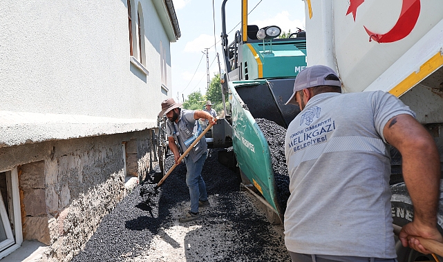 Sarımsaklı Mahallesi'nde hizmet rüzgarları esiyor!