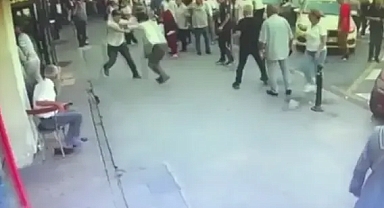 Taksicilerin bıçaklı kavgası kamerada!