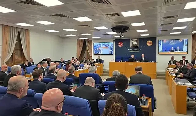 TBMM Plan ve Bütçe Komisyonu: 'En Düşük Emekli Aylığını 23 Bin 552 Liraya Yükseltiyoruz'